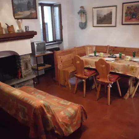 Village House Gravedona