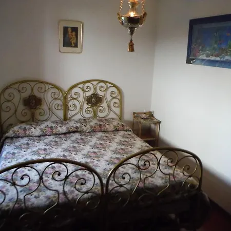 Village House Apartament *