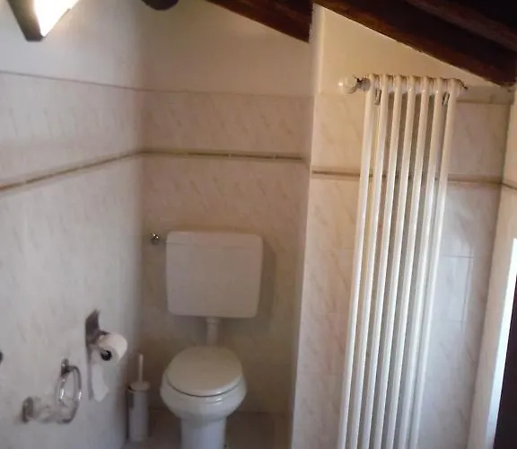 Village House Daire Gravedona