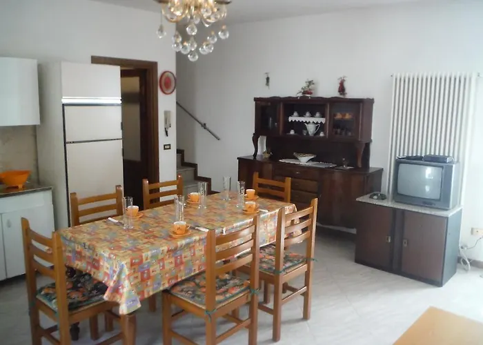Daire Village House