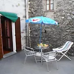 Village House Апартаменты
