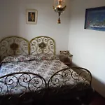 Village House 아파트 *