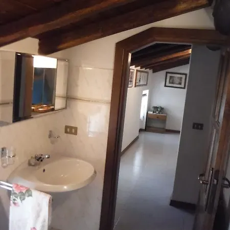 Village House Gravedona