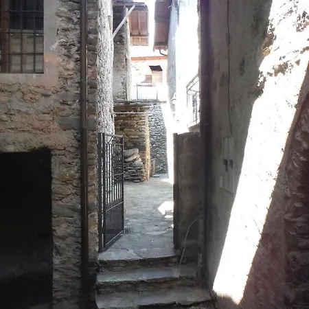 Appartement Village House Gravedona