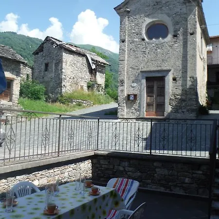 Village House Appartement