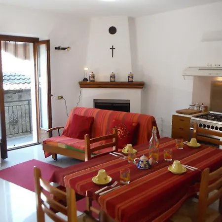 Appartement Village House Gravedona
