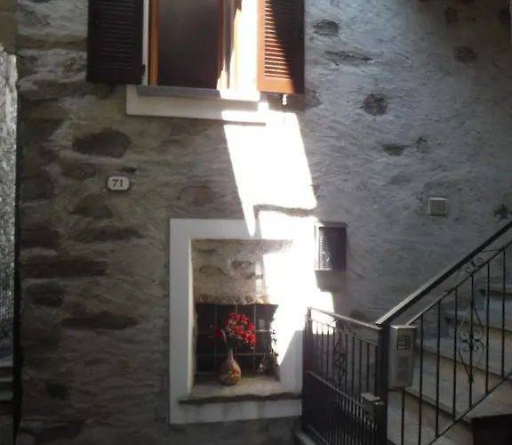 Appartement Village House Gravedona